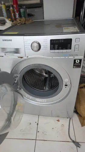 Máquina de lavar Samsung - semi nova