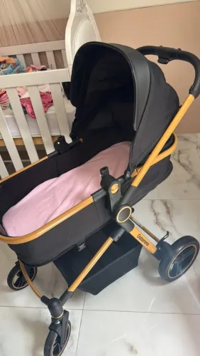 Carrinho de bebê novíssimo galzerano