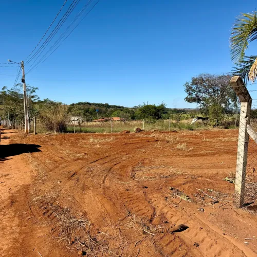Chácara 2.000m2 à 01 km da cidade de Bonfinópolis GO