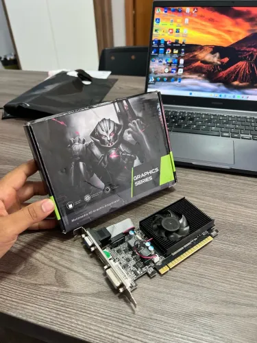 Placa de Vídeo NVIDIA GeForce GT 610 2GB DDR3 64 Bits