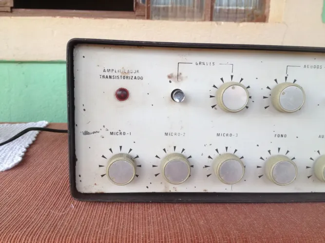 Delta Amplificador 2300 Antigus