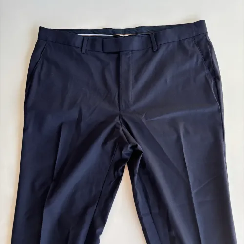 Calça social Hugo Boss alfaiataria azul 