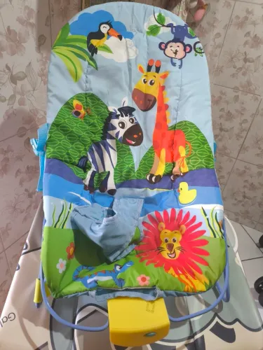 Kit Desapego Bebê: Cadeira Alimentação Cosco + Cadeira Descanso + Banheira