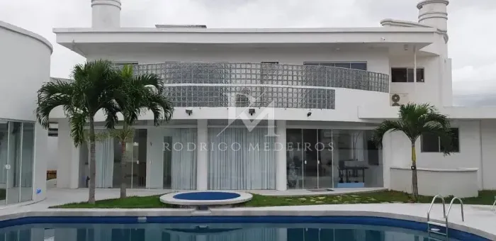 Casa em condomínio com 6 suítes no Rio Tavares, Florianópolis