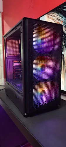 PC Gamer i5 7ª Geração / 8GB RAM / SSD 480GB / Wi-Fi / RGB