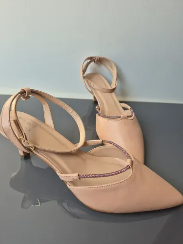 Sapato rose estilo Scorpions de couro legítimo 