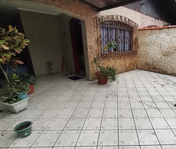 CASA EM PARIPE - RUA APARECIDA