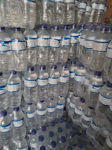 Água mineral pura e leve de 500ml