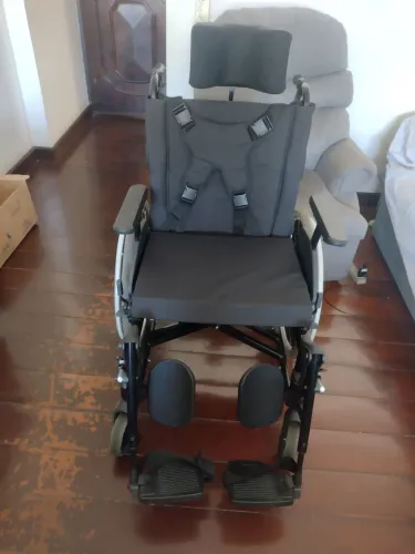 Cadeira de semi nova