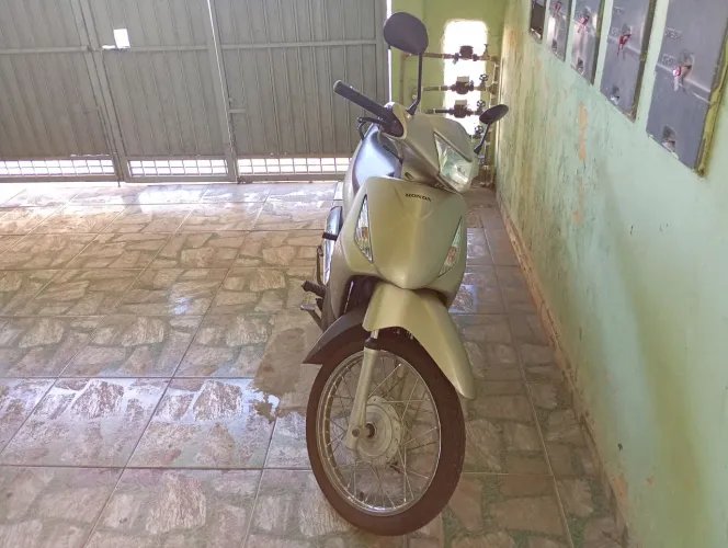 Vendo Honda Biz 125 ES 2010