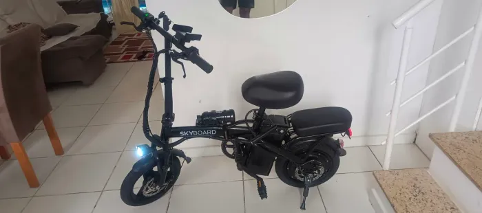 Bicicleta Elétrica Dobrável 350W, 48V, 15Ah, Vel. Máx. 30 a 40Km, Autonomia 35Km Peso 25K