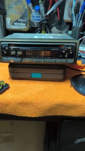 Rádio Pionner DEH 346 completo