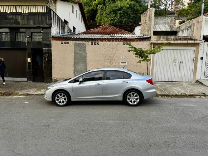 Honda Civic Sedan EXS 1.8/1.8 Flex 16V Aut. 4P 2012