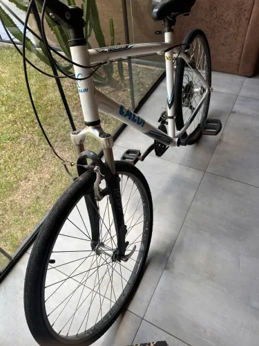 Bicicleta Urbana Caloi Sport Comfort - 21 Marchas