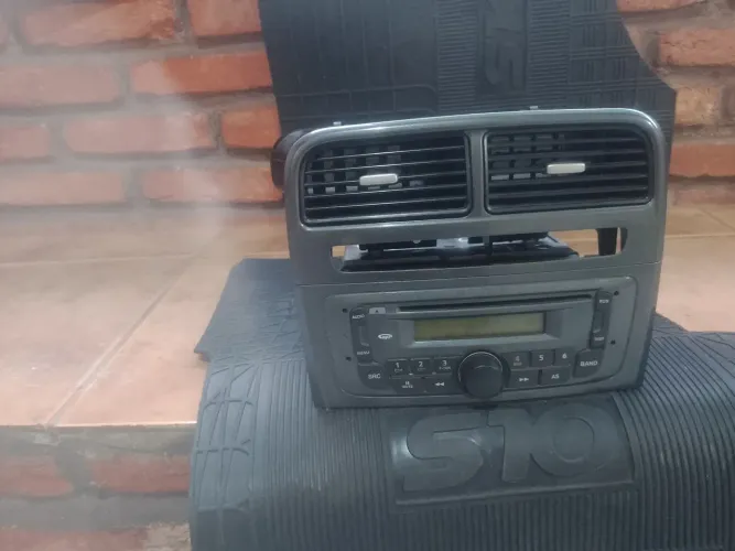 Rádio original do punto 20010 com moudura