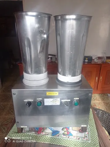 Vende-se liquidificador industrial 2 copos