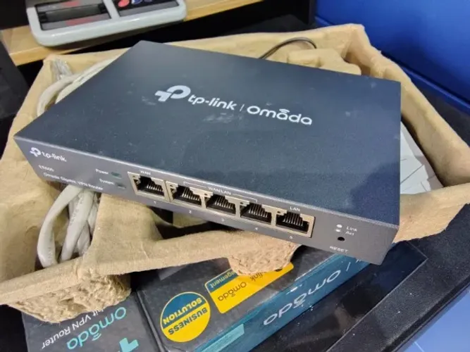 ROTEADOR LOAD BALANCE TP-LINK OMADA GIGABIT - ER 605