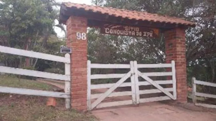 Casa em Vale Do Ipê - Antônio Carlos/MG