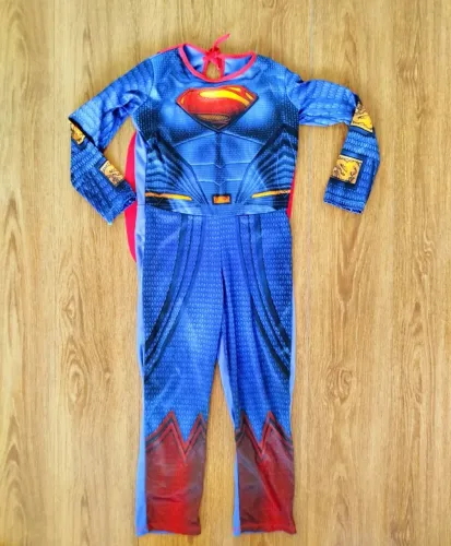Fantasia Superman Tamanho 7/8 anos
