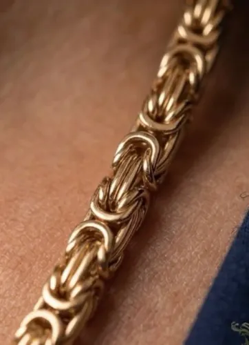 Corrente Bizantine Square em Ouro 18k 750