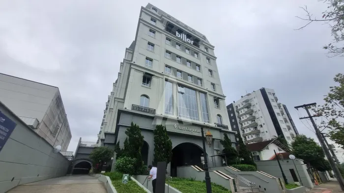 Sala comercial de 39,96 m² com lavabo no bairro Bom Retiro.