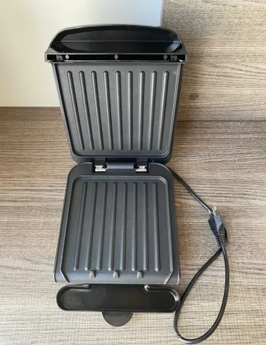 grill britânia bgr12a preto