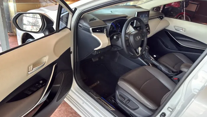 Toyota Corolla Altis 2.0 Flex 16V Aut. 2023