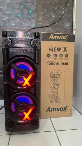Vende- se caixa do som, NOVA.