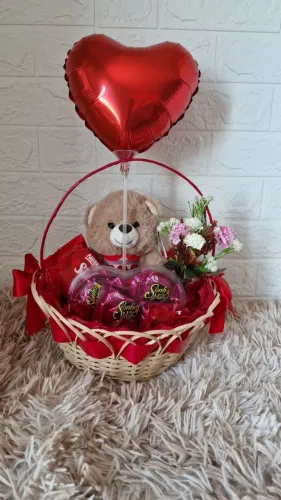 Cesta romantica