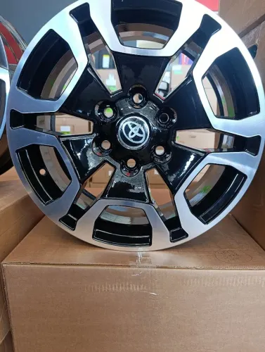 Roda Hillux R17x7.5 6x139