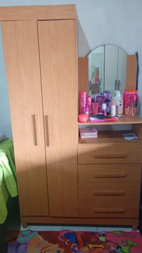 Vendo este guarda roupa infantil