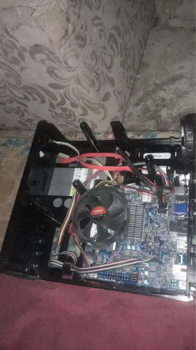 CPU