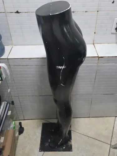Manequim Preto