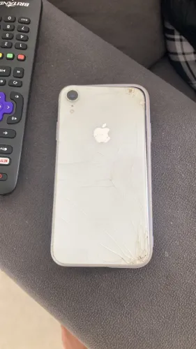iPhone XR Branco seminovo.
