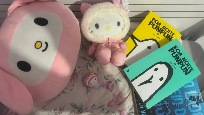 lote mangas oyasumi punpun, pelúcias originais hello kitty, mini figure e livro