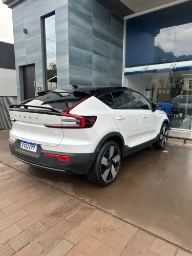 Volvo C40 Twin Ultimate (elétrico) 2023
