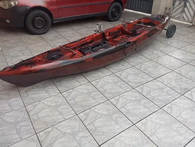 Caiaque caiman 125