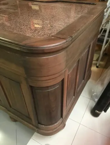 Escrivaninha e Cadeira
