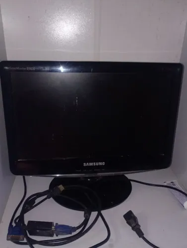 Monitor 19