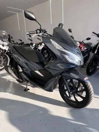 PCX 150 DLX MUITO NOVA