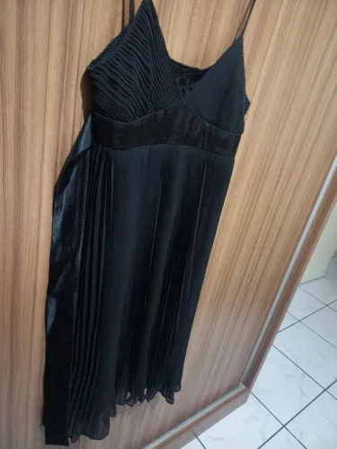 VESTIDO PRETO PLISSADO
