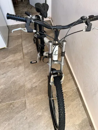 Bicicleta Caloi Aluminum Aro 26
