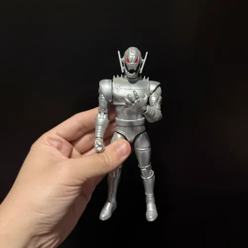Ultron Marvel Legends HQs Original