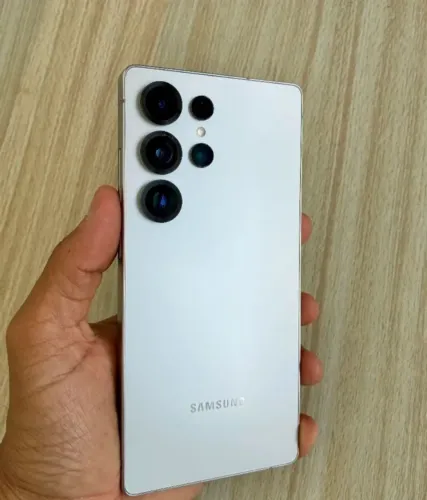 SAMSUNG GALAXY S25 ULTRA