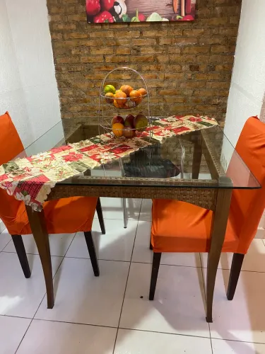 MESA DE VIDRO  QUADRADA