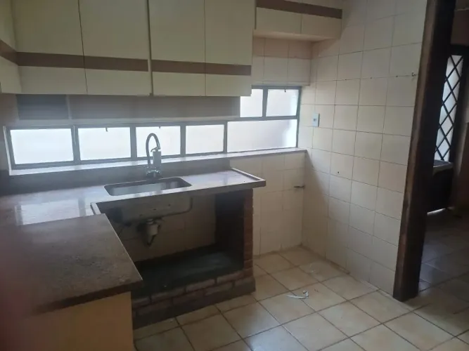 Sobrado - VENDA - Bairro Nova Petropolis/SBC - 290m² - 04 dorms (sendo 1 suíte com closet