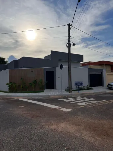 Vendo casa nova na 509 sul