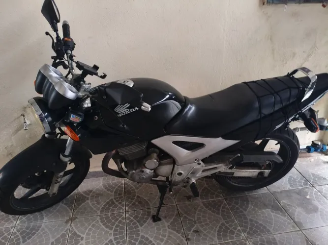 CBX Twister. A negociar e possível troca em outra moto