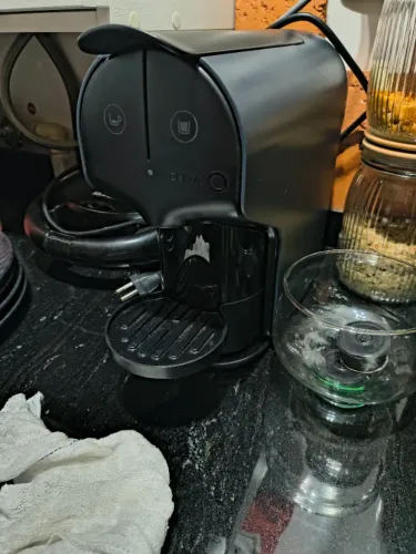 Cafeteira Delta Q Quick Grafite, usada apenas duas vezes 