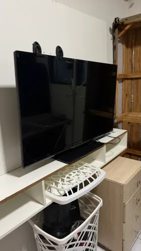 Vendo TV 40? , cama de Casal Queen, geladeira